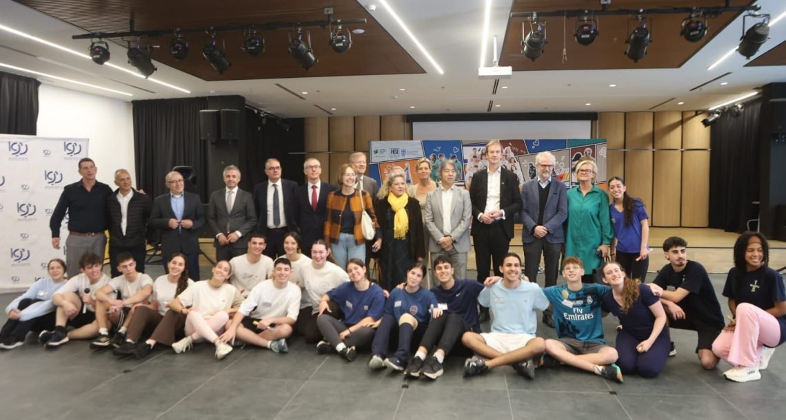 בין מוזיקה לדיפלומטיה: הרצליה מחזקת חוסן קהילתי גם תחת אש