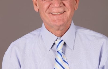 סערה בהרצליה: דו"חות מבקר מעלים חשדות להתנהלות חמורה בתקופת פדלון – המועצה העבירה את החומרים לבחינת המשטרה