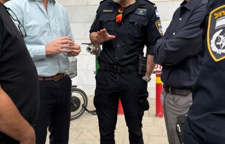 ונדליזם ואיומים על עסקים הפועלים בשבת: העירייה מתגברת אבטחה במתחם הגפן בהרצליה