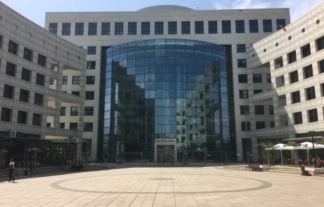 עד 150 אלף שקל לעסק: הרצליה רוצה להחזיר את חיי הלילה למרכז העיר